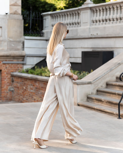 Jedwabny komplet beżowy