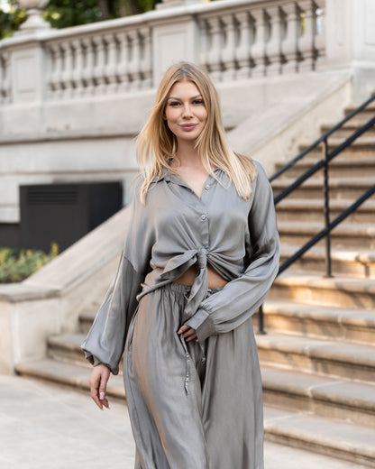 Jedwabny komplet szary