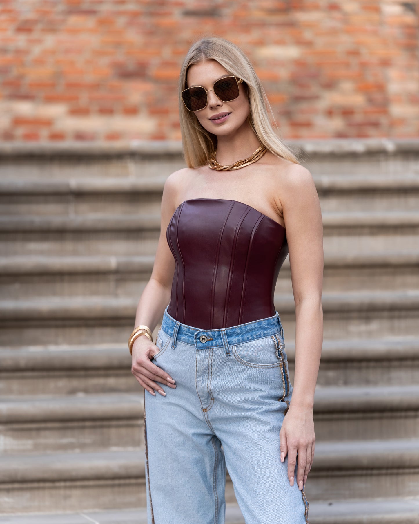 Jeansy z wysokim stanem