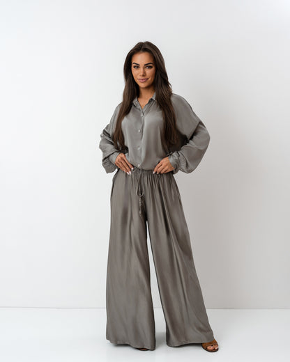 Jedwabny komplet szary