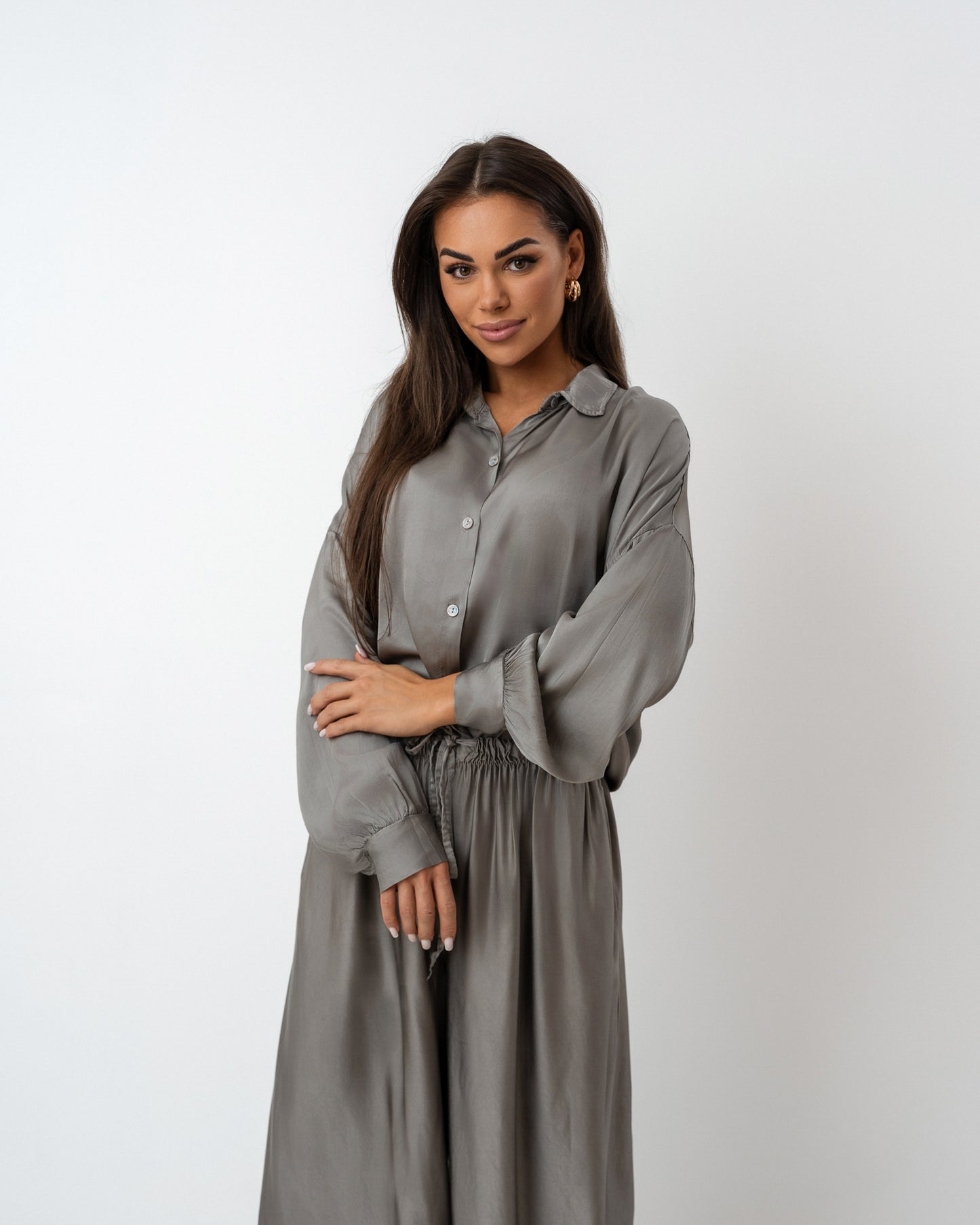 Jedwabny komplet szary