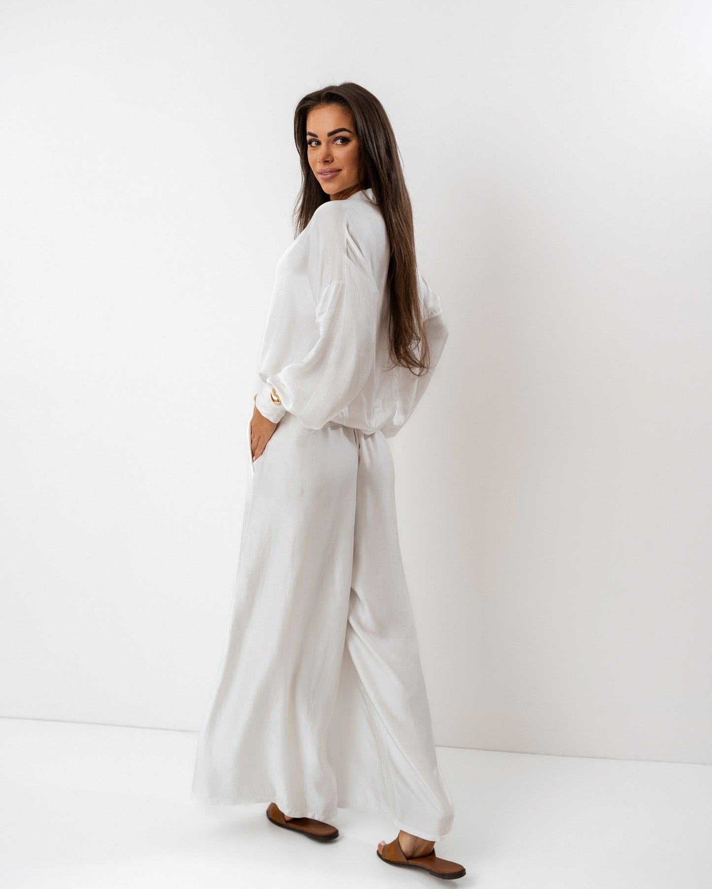 Jedwabny komplet biały